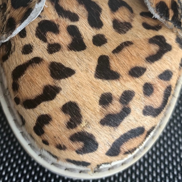 Animal Print Flats/ Loafers with synthetic fur - Picture 8 of 13